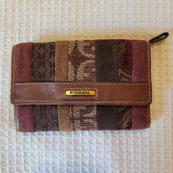 Fossil Multicolor Striped Wallet - Picture 1 of 9